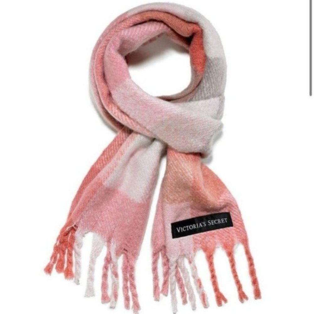 NWT Victorias Secret Plush Scarf - Pink